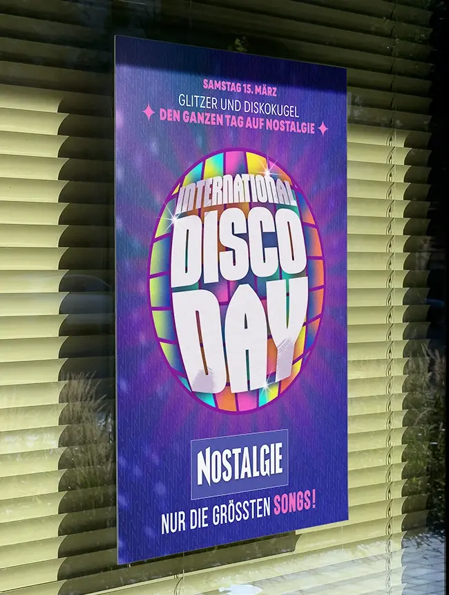 Nostalgie Disco Day Poster